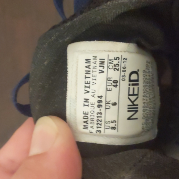 Nike Free 5.0 Running Shoes - Picture 7 of 8